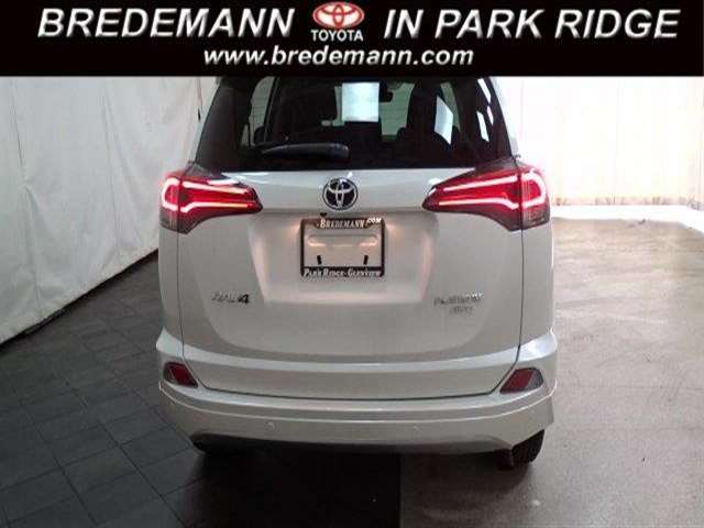 2017 Toyota RAV4 AWD Platinum 4dr SUV